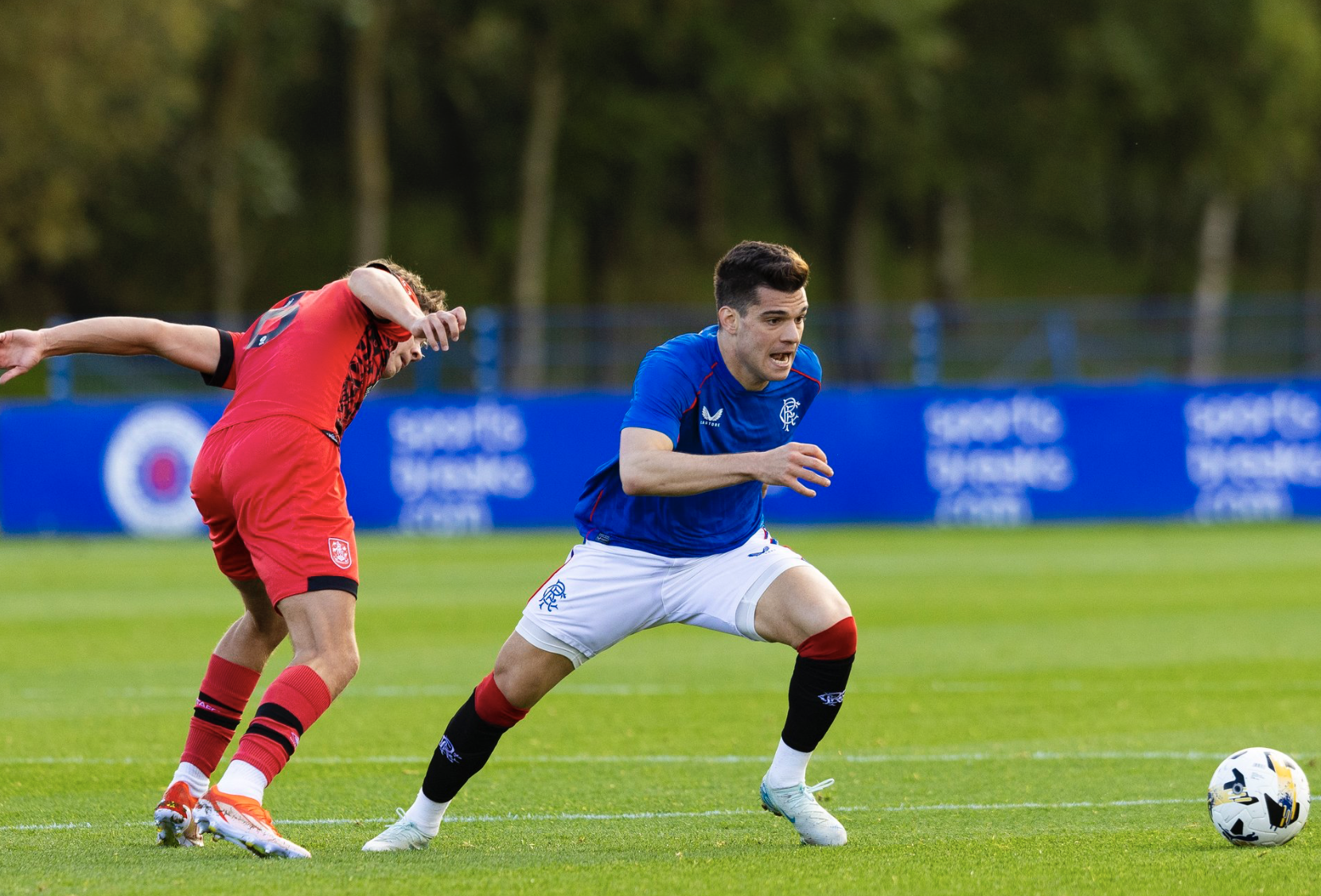 Britanicii nu s au ferit de cuvinte, după ce Ianis Hagi a făcut show la Rangers B