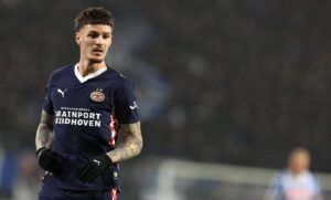 Antrenorul lui PSV a explicat de ce l a lăsat pe bancă pe Dennis Man în meciul cu Atletico Madrid: „Putea fi periculos”