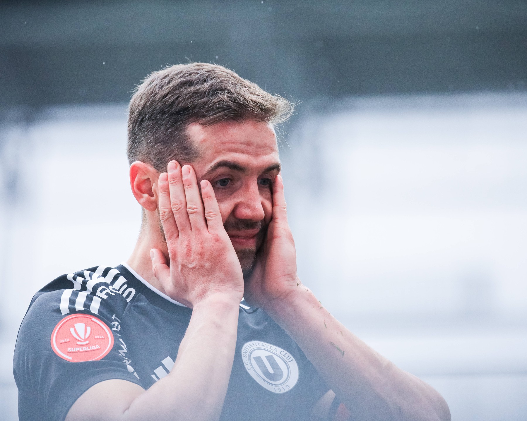 Chipciu s a culcat la 2 1 pentru Craiova cu AEK Atena și nu i a venit să creadă când s a trezit de dimineață