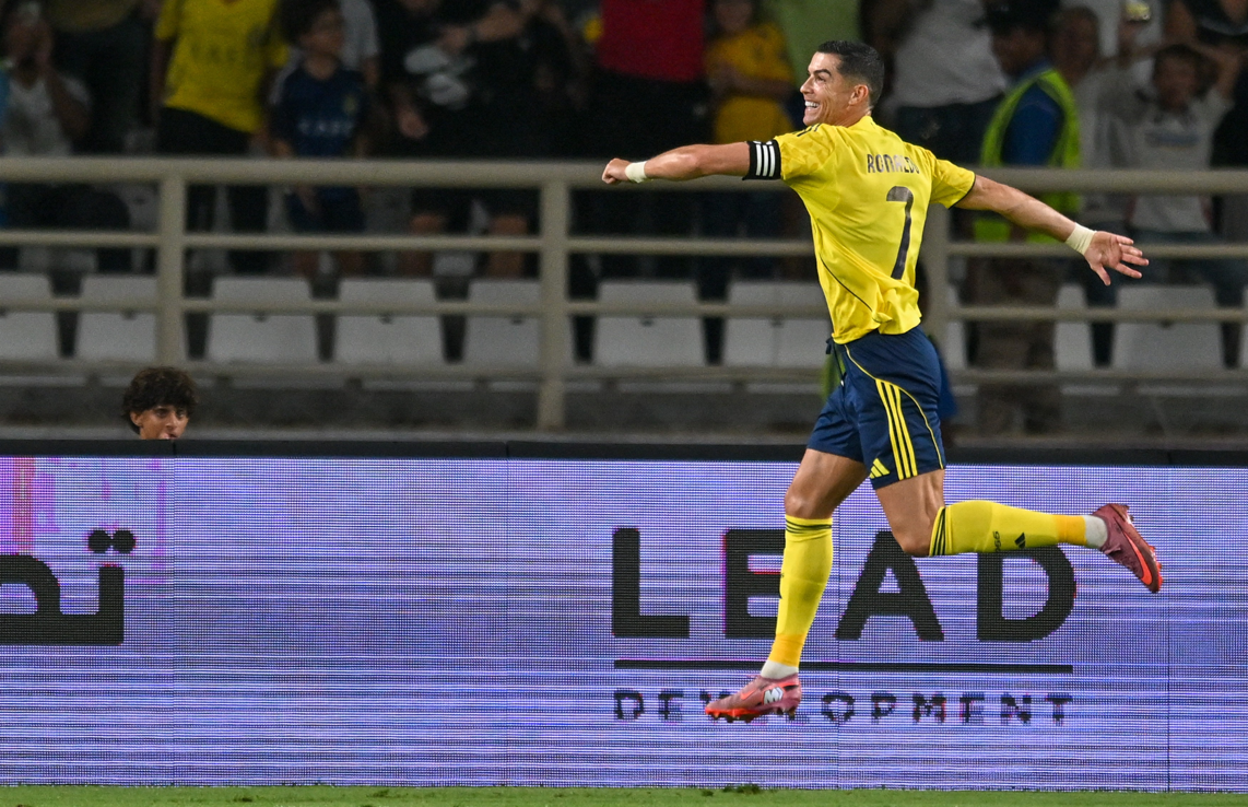 De neoprit: Cristiano Ronaldo ”zboară” spre golul
