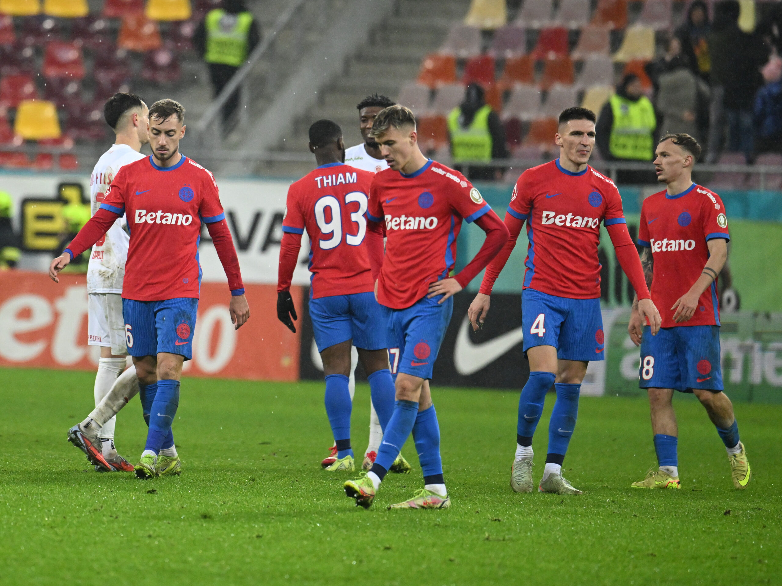 FCSB e la 13 puncte de liderul Rapid, iar Ilie Dumitrescu nu are niciun dubiu în lupta la titlu