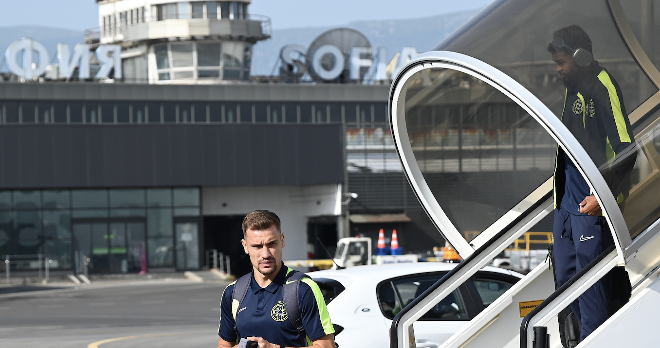 FCSB i a pus contractul pe masă și nu i a venit să creadă: ”Glumește patronul?”