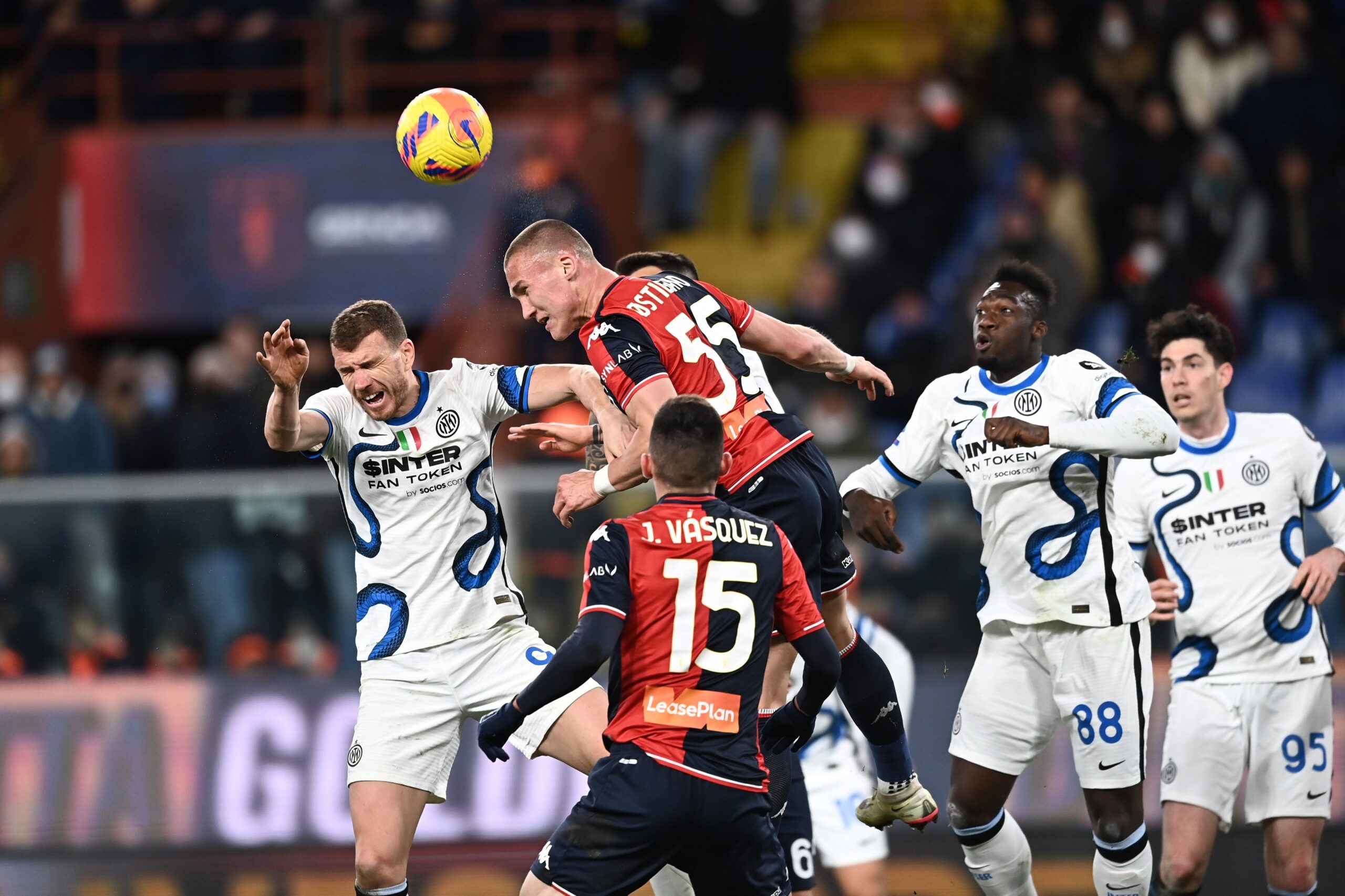 Fostul atacant de la Inter și Lazio se retrage din fotbal, după ce colegul său a fost împușcat mortal