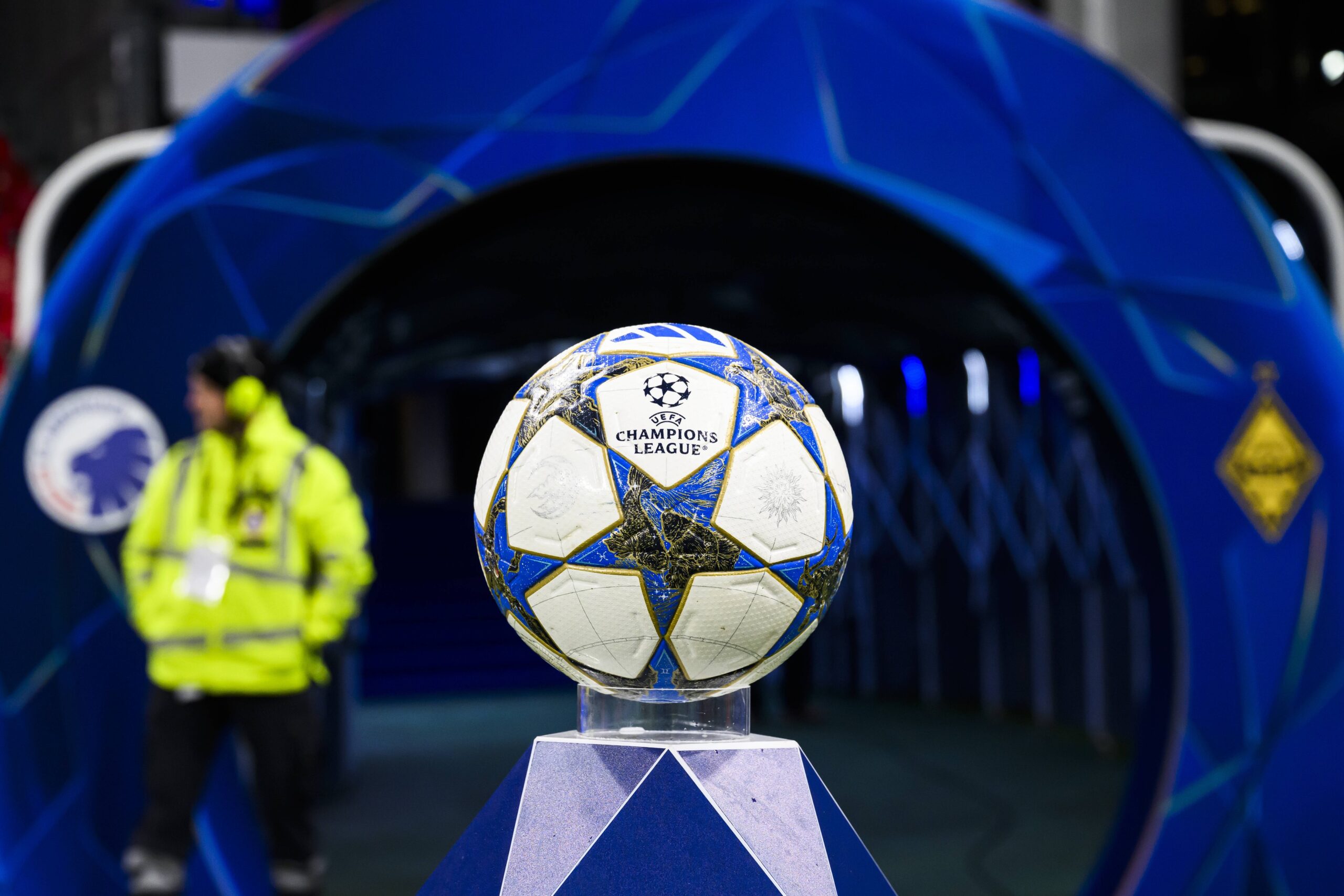 Fotbal la 22 de grade! Temperaturi extreme înaintea meciului din Champions League
