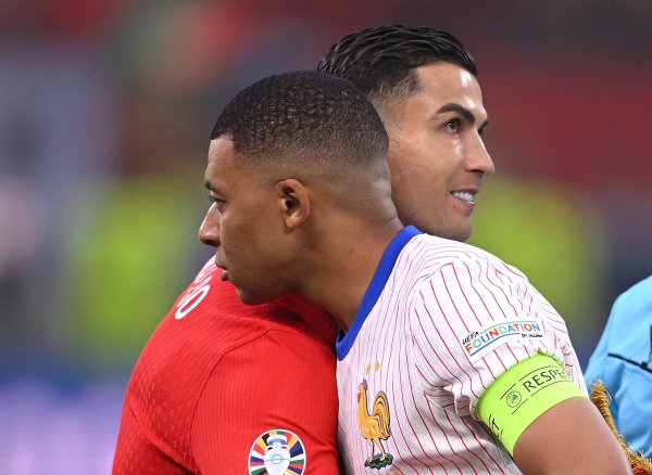 Kylian Mbappe este foarte aproape să doboare un record stabilit de Cristiano Ronaldo