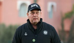 La câteva secunde de o surpriză istorică: românul care l a făcut să sufere pe Salah la debutul în Cupa Africii