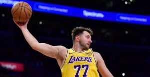 Los Angeles Lakers, eşec pe teren propriu cu Phoenix Suns