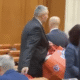 Neverosimil: imagini cum rar se văd, în Parlament înaintea moțiunii de cenzură împotriva Guvernului Bolojan