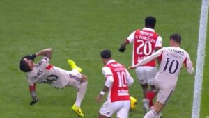 Otamendi a marcat un gol, şi a luat un picior în gură şi o palmă peste faţă în prima repriză din Braga – Benfica