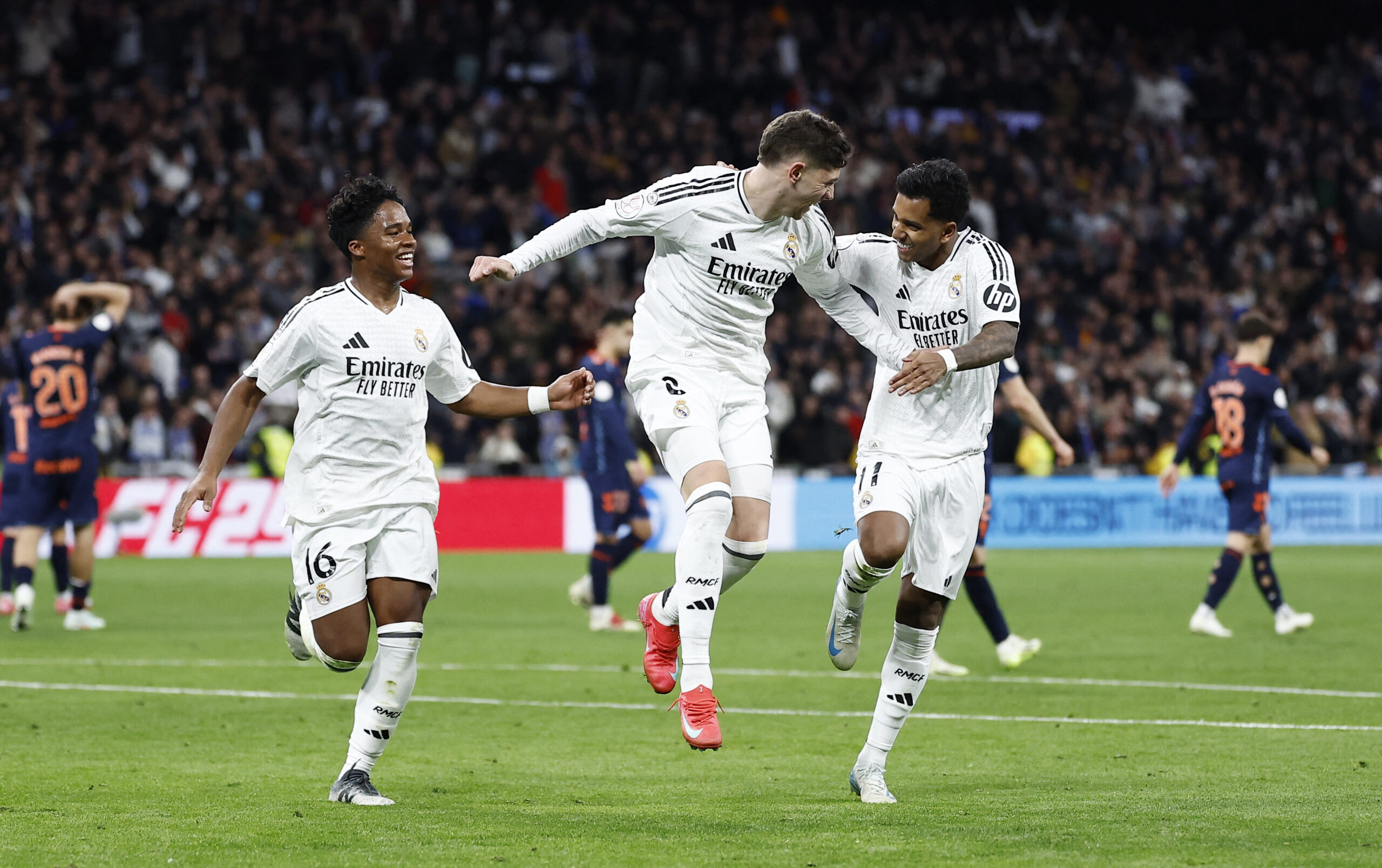 Răsturnare de situație: cu bagajele deja făcute, Real Madrid l a anunțat să se oprească