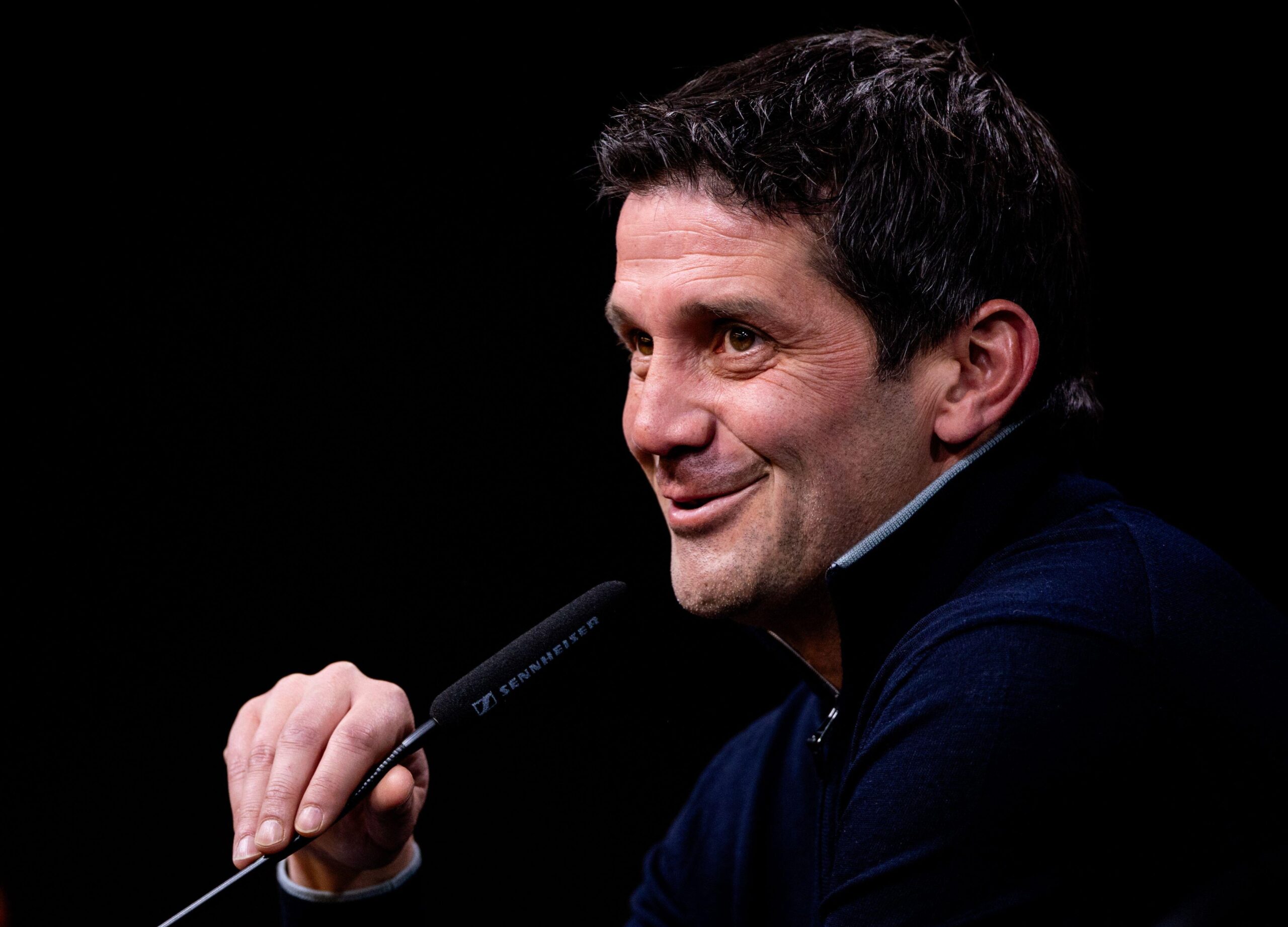 A spus ”DA”! Cristi Chivu își freacă palmele