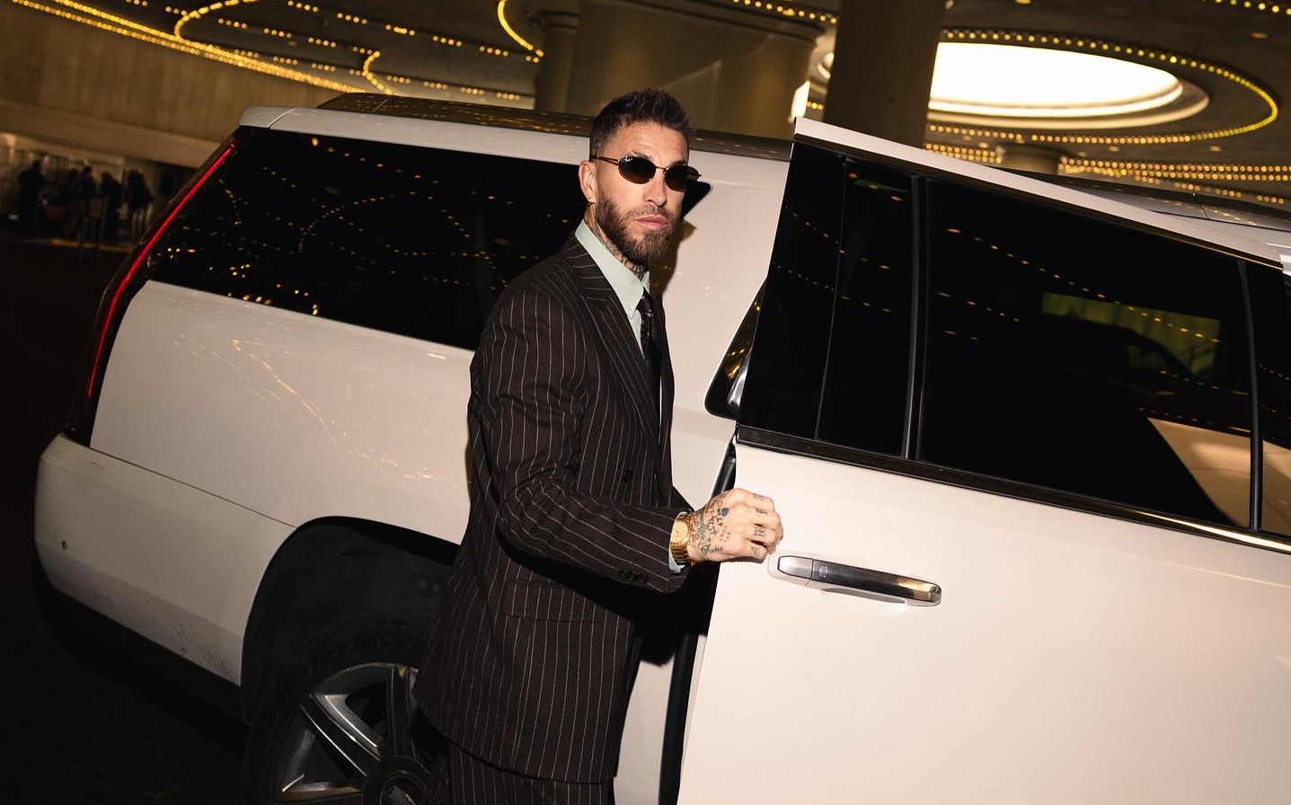 Au bătut palma cu Sergio Ramos: 450.000