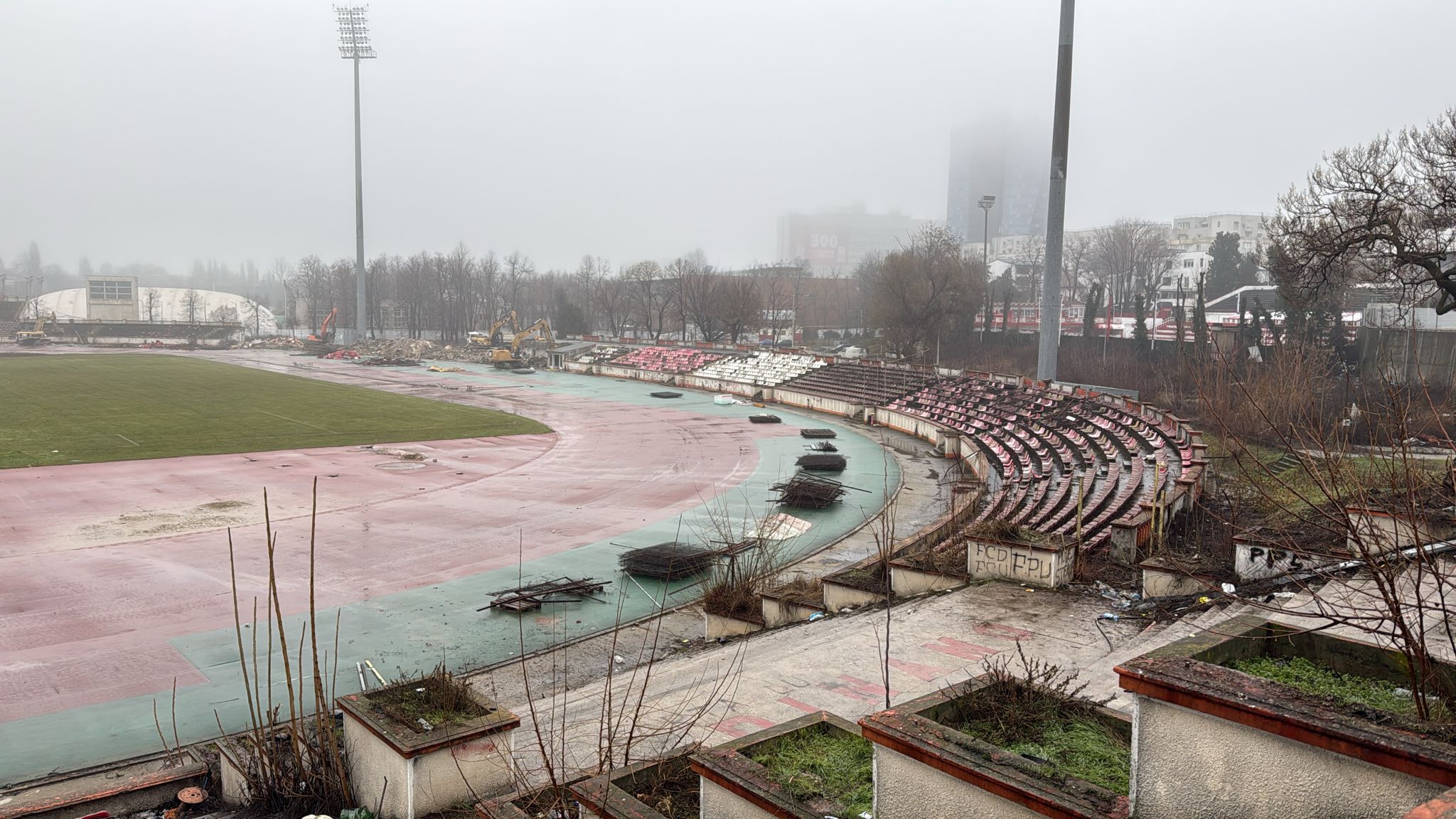 Cum arată stadionul Dinamo, la opt zile de la startul lucrărilor de demolare! Problemă pentru ”Câini”