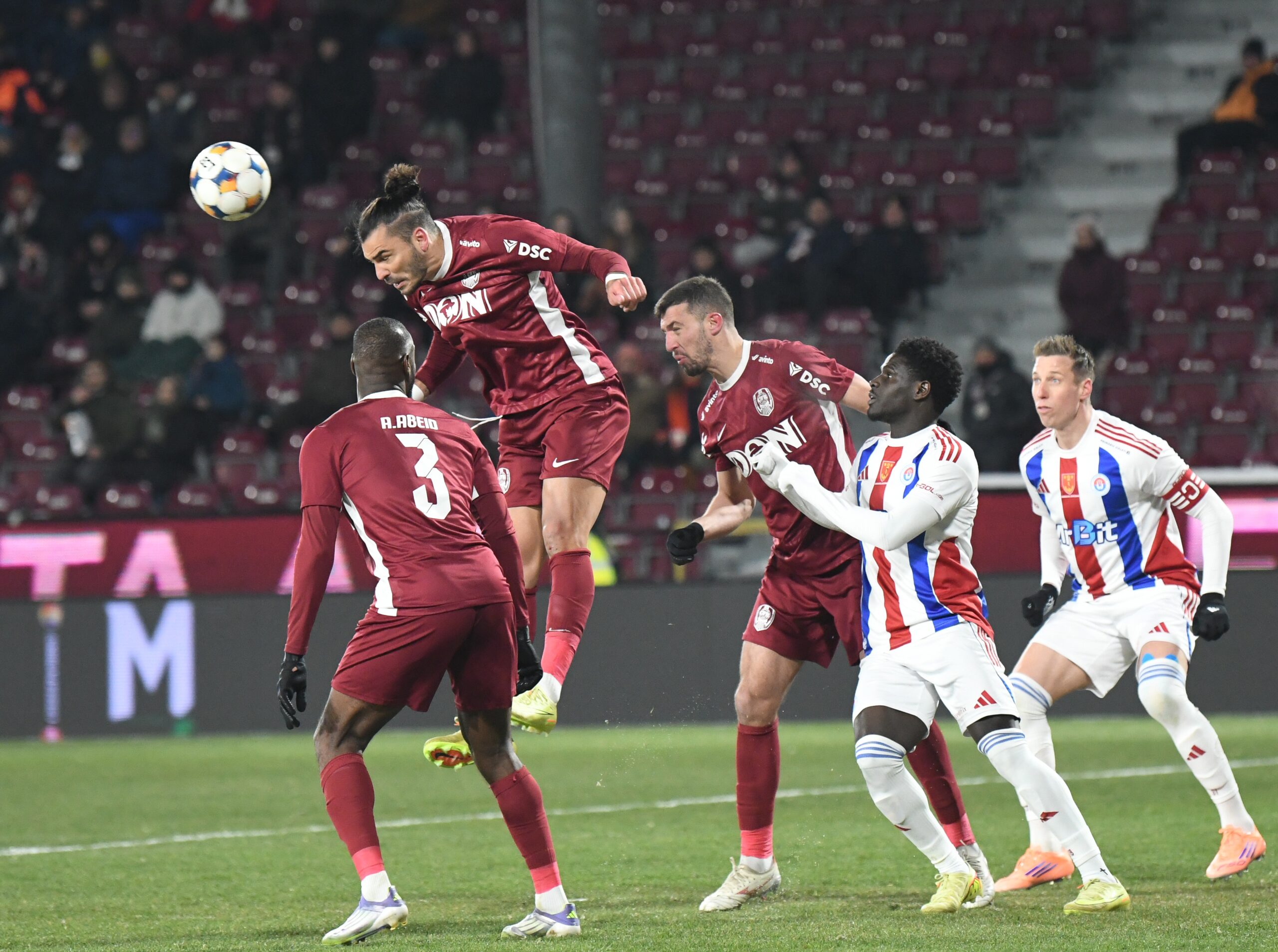 De trei ori mai mult decât a oferit Becali! Cât costă mijlocașul dorit de FCSB