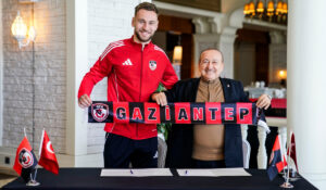 Denis Drăguș a semnat cu Gaziantep! Prezentare spectaculoasă a românului la noua sa echipă