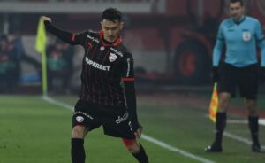 Eroul “câinilor”, Raul Opruţ, mesaj de pe teren pentru fanii alb roşii după ce a dus o pe Dinamo pe primul loc!