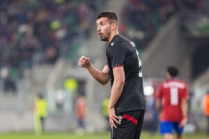 Fundaș pentru Daniel Pancu! Cine este fotbalistul care a jucat 9 meciuri europene în acest sezon și semnează cu CFR