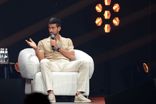 Novak Djokovic s a retras complet din asociația pe care a fondat o