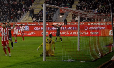 Rapid a avut un gol anulat în prima repriză cu UTA