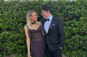 S a terminat! Milionarul a înşelat o cu cea mai bună prietenă a ei, iar decizia luată confirmă ruptura totală