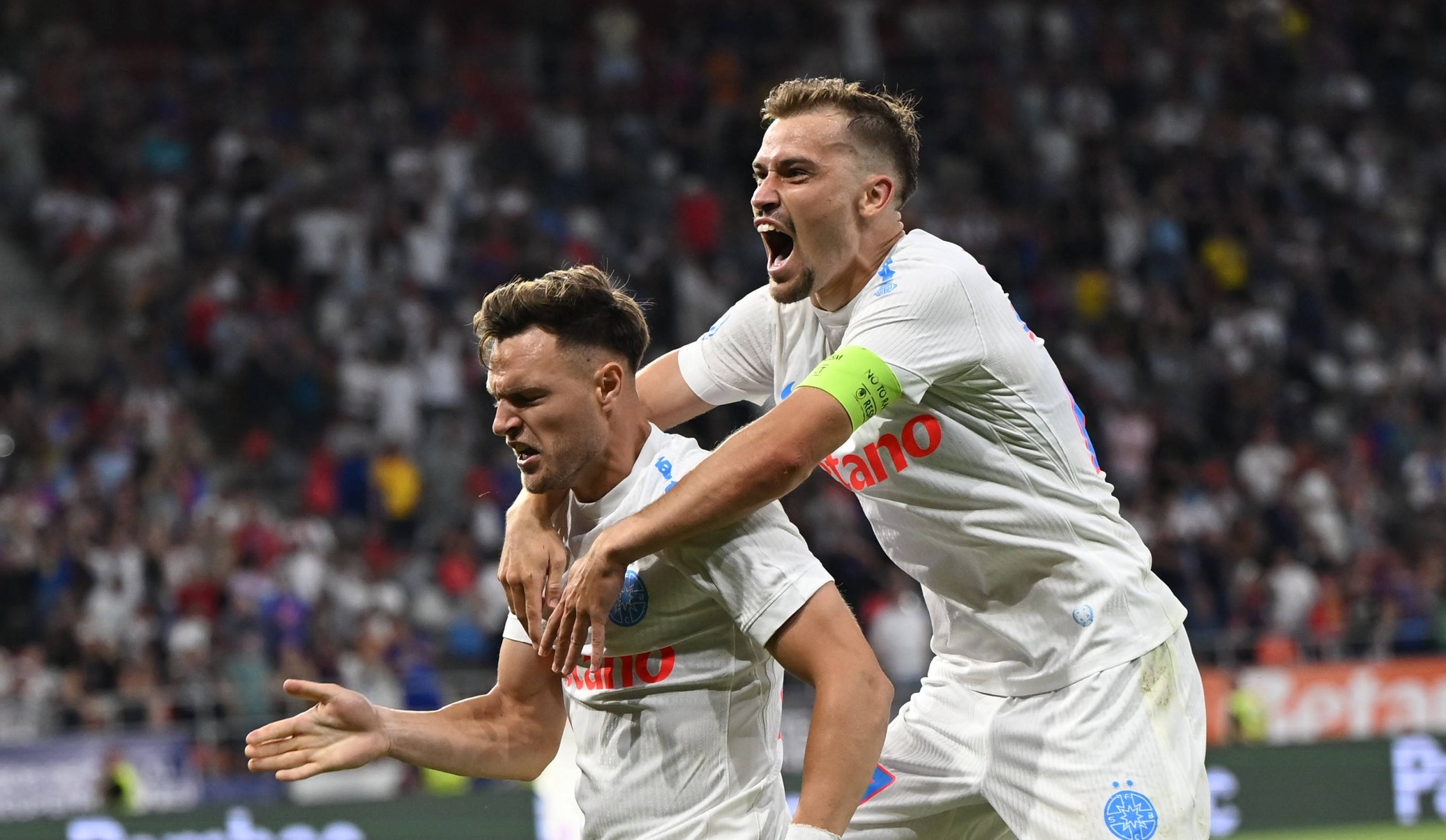 A picat transferul lui Dennis Politic