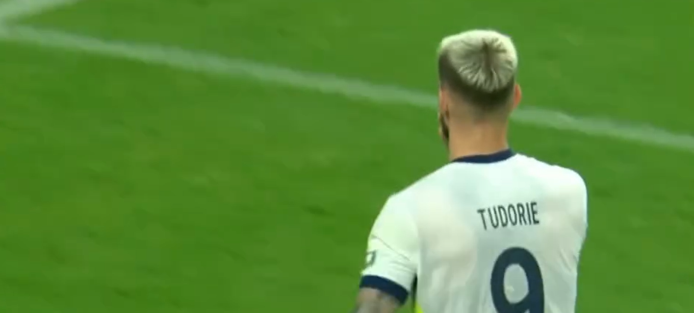 Alexandru Tudorie a semnat! Este cel mai valoros jucător al echipei