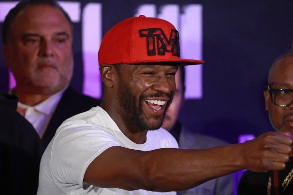 Anunțul începutului de an în lumea boxului! Floyd Mayweather vrea să revină în ring