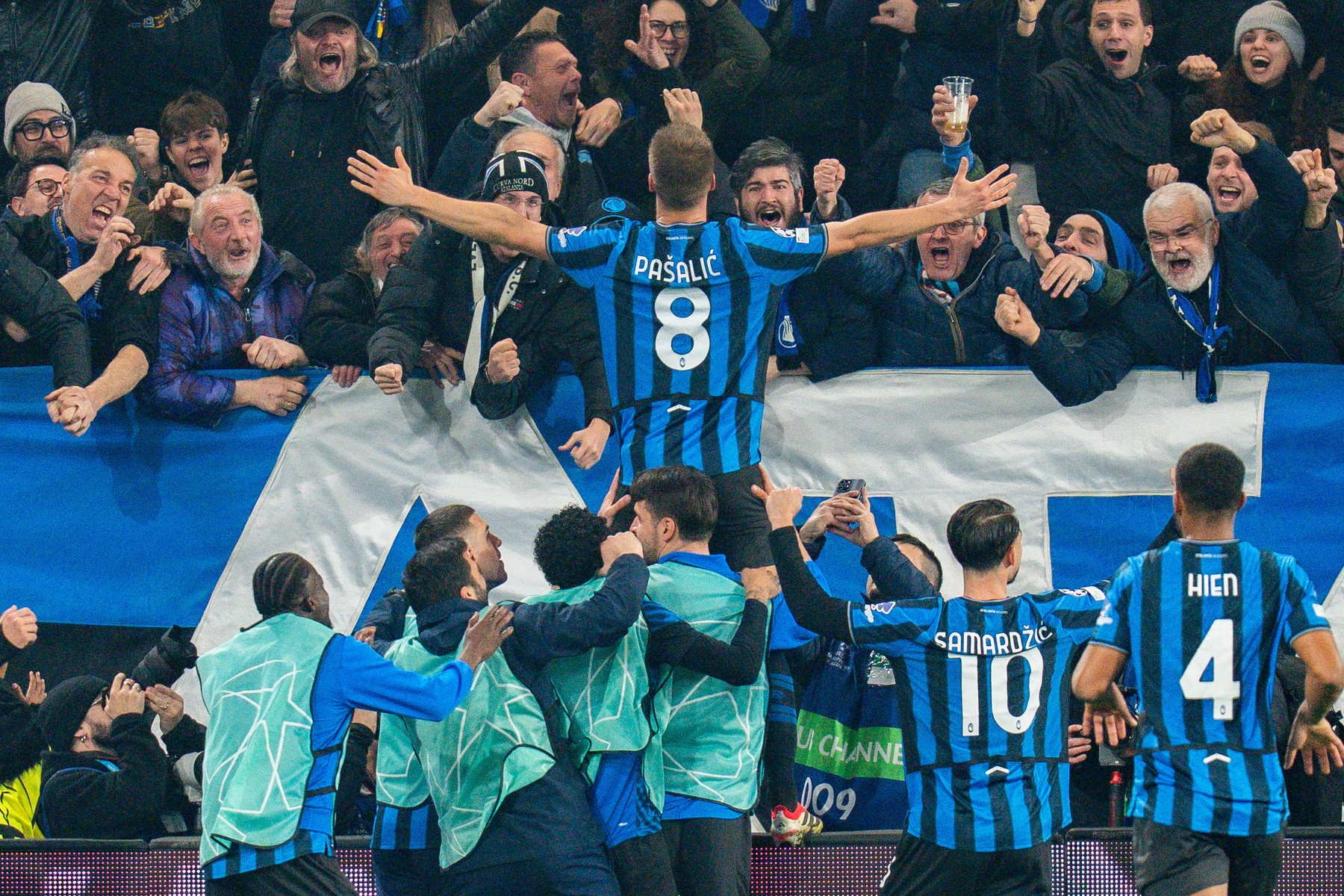 Atalanta Borussia Dortmund 4