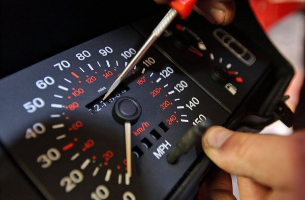 Avertismentul carVertical