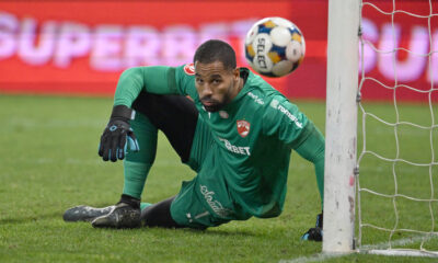 Devis Epassy, OUT din lotul lui Dinamo