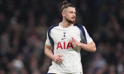 Drăgușin a jucat o oră în eșecul lui Spurs cu Manchester United! Cum s a descurcat românul, trimis în teren după eliminarea căpitanului Romero