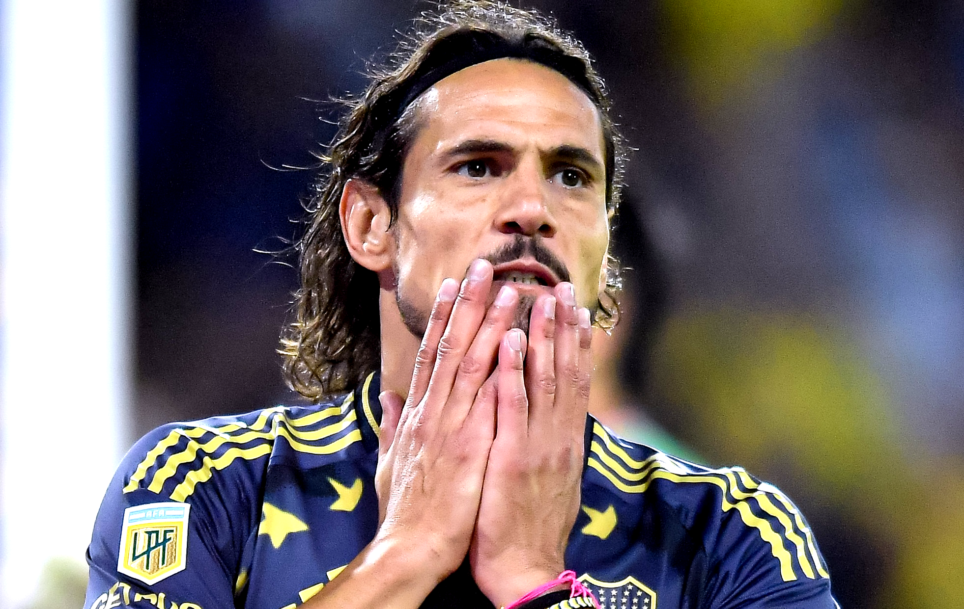 "E o rușine!" I a spus pe față lui Edinson Cavani să se retragă din fotbal