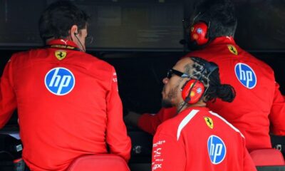 Hamilton, Ferrari și vocea de la radio