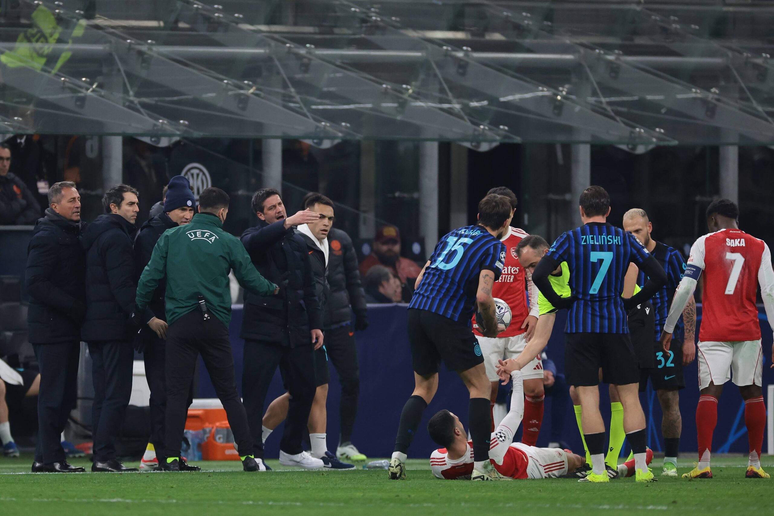 Inter i a pus contractul pe masă: 5.500