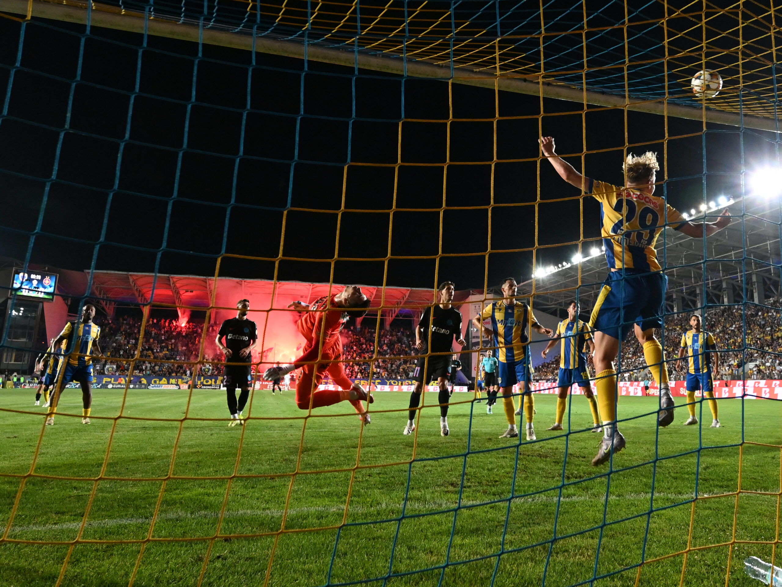 OUT din SuperLiga după 12 meciuri!