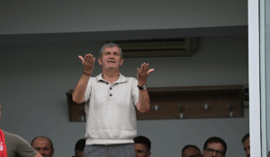 Valeriu Iftime: “În prostia mea credeam la titlu!” Face praf un jucător: “Parcă a băut două sticle de whiskey”