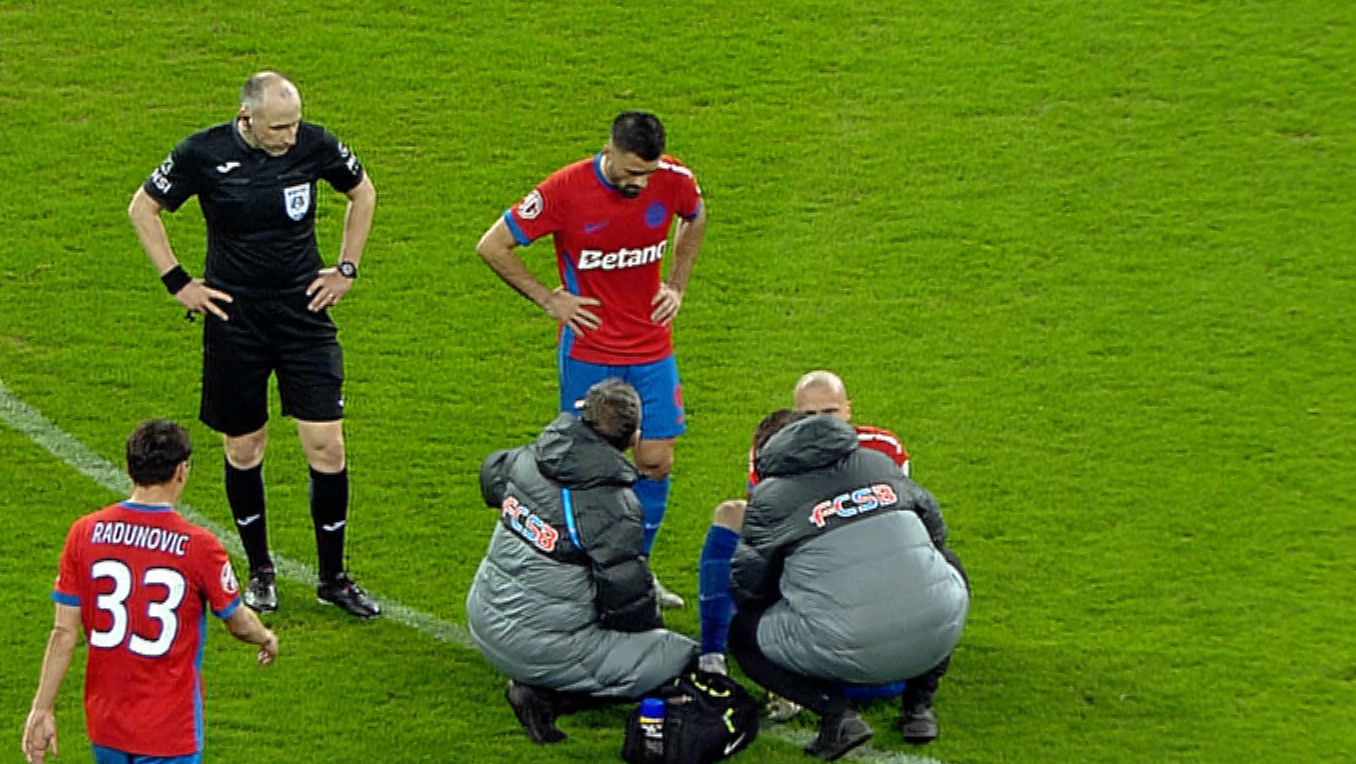 A rezistat doar 29 de minute! Vlad Chiricheș s a accidentat în FCSB Metaloglobus și Mirel Rădoi l a schimbat