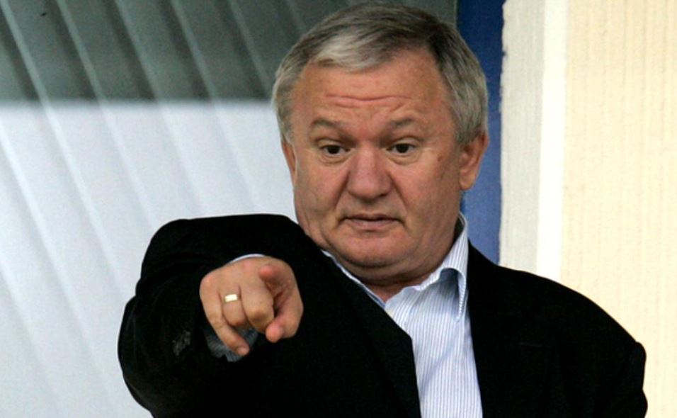 Adrian Porumboiu a intrat în direct și i a luat apărarea lui Kyros Vassaras