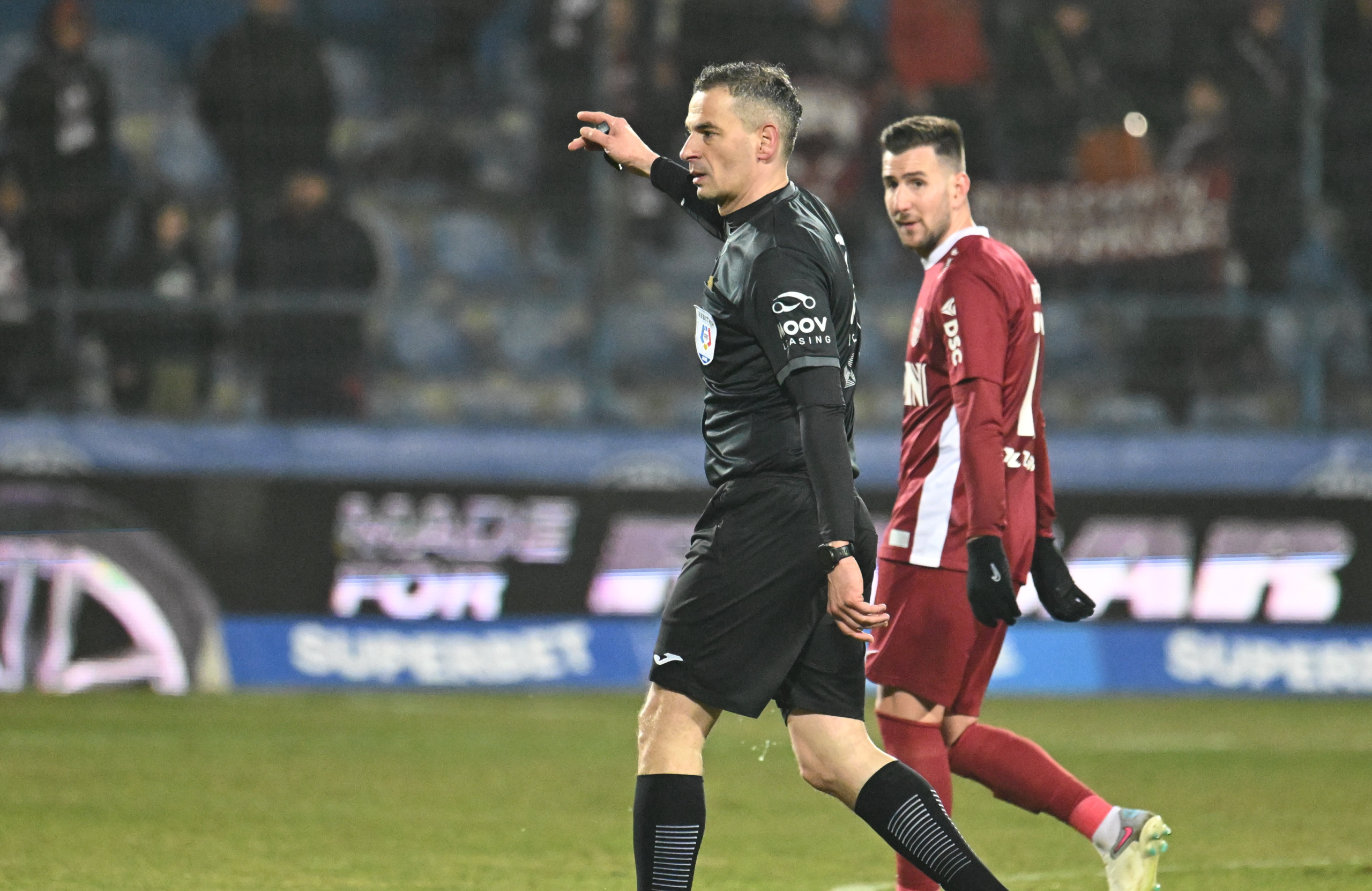 Ce le a spus arbitrul Florin Andrei jucătorilor Farului, la cele două penalty uri cerute cu CFR Cluj