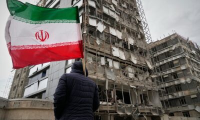 Lovitură de teatru, după bombardamentele din Iran