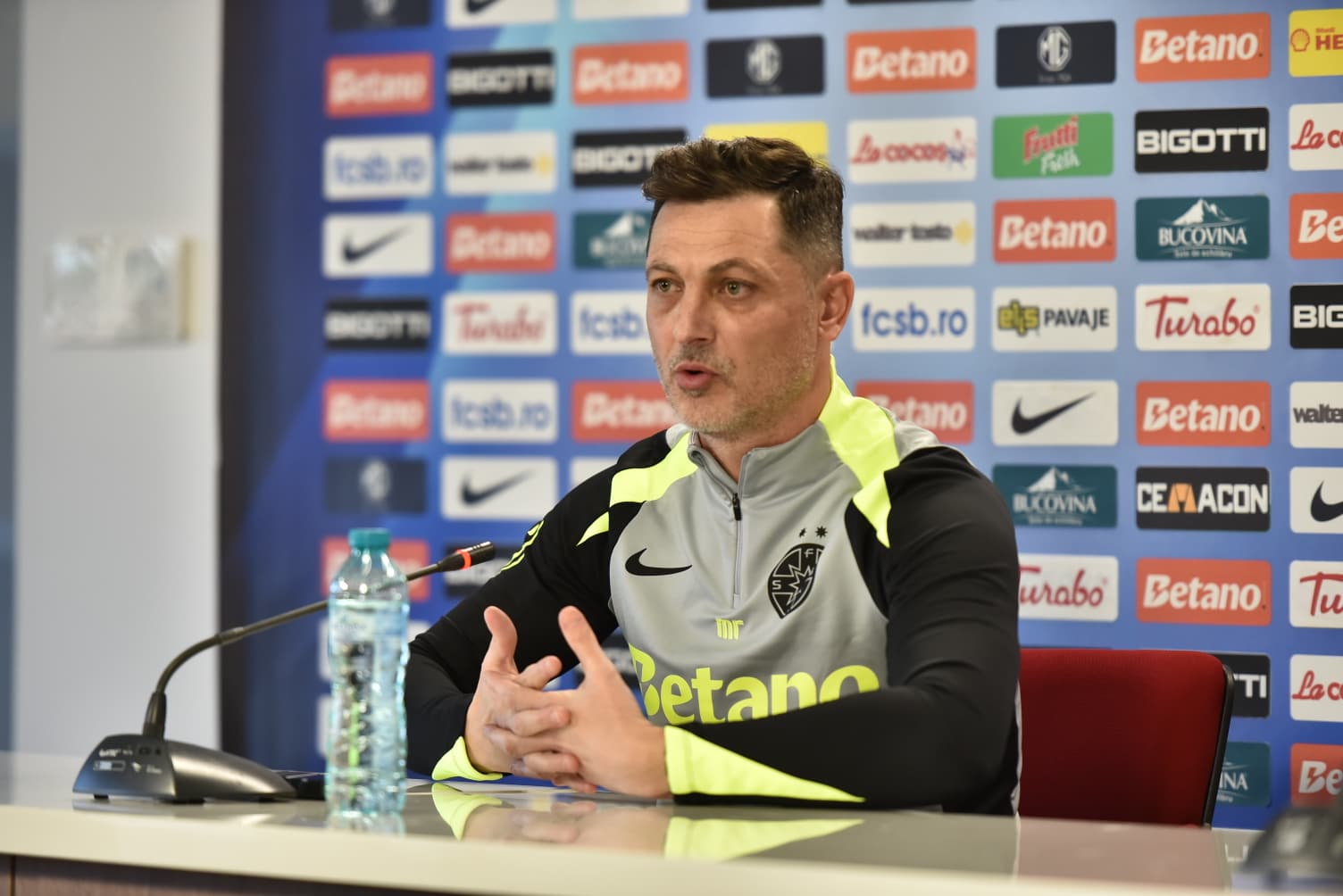 Mirel Rădoi a spus câți suporteri ai FCSB ului așteaptă la partida cu Metaloglobus: ”E normal”
