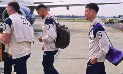 Naționala României a decolat către Istanbul pentru barajul cu Turcia! Ianis Hagi și Dennis Man au atras atenția