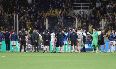 Andrei Rațiu și colegii de la Rayo, gest superb făcut pe teren după ce au eliminat AEK ul lui Răzvan Marin!