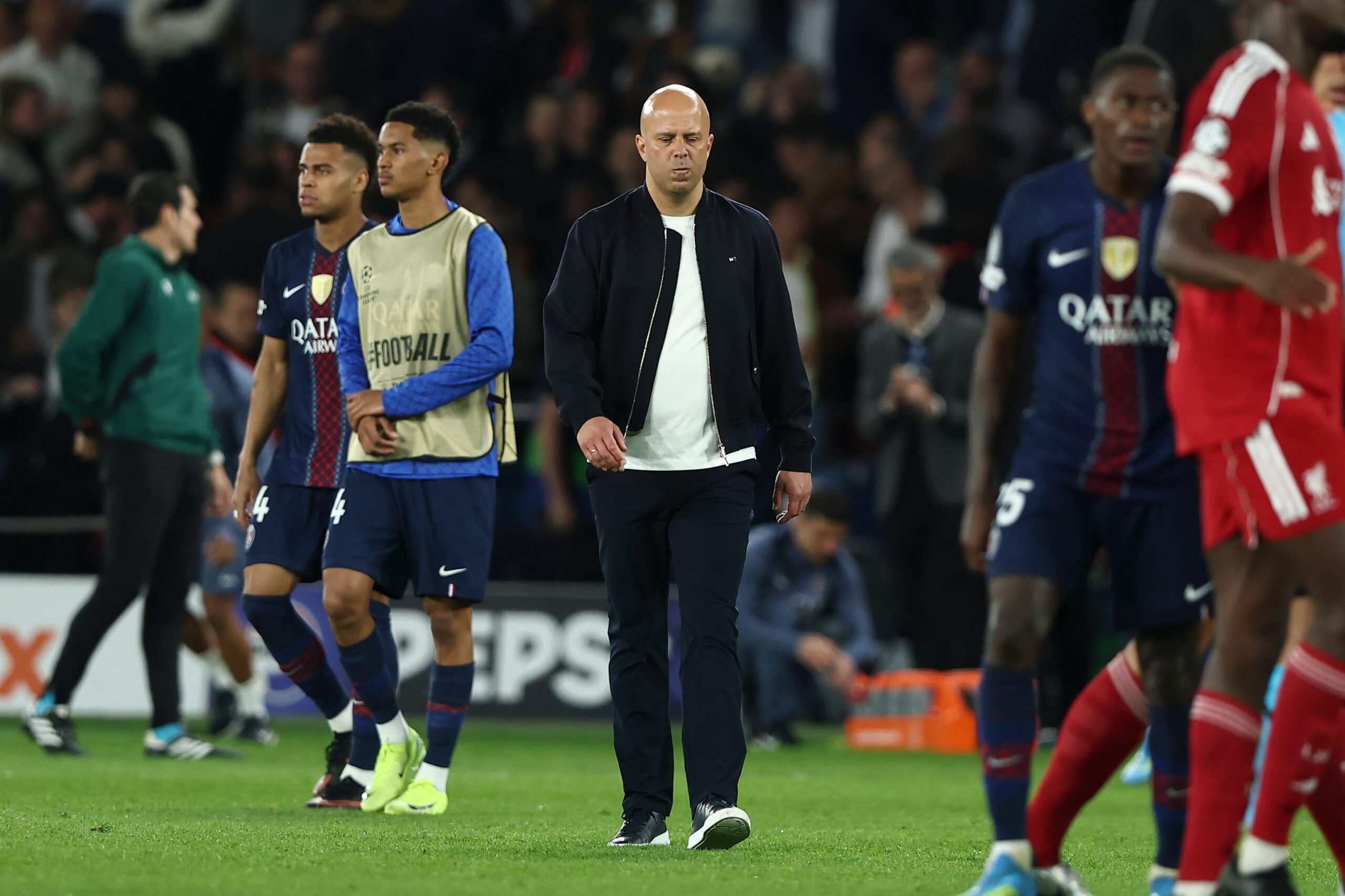 Arne Slot a făcut anunțul, după ce Liverpool a pierdut cu PSG în sferturile Champions League