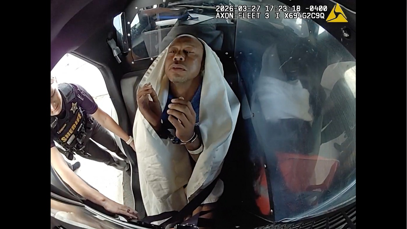 Au apărut imaginile! Ce au făcut polițiștii americani, după ce Tiger Woods le a spus "Tocmai am vorbit cu președintele"