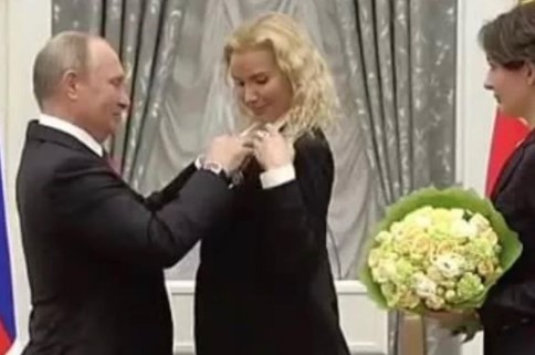 Dezvăluirea ”Cruellei din Rusia”: ”Am ros o coajă de pâine o zi întreagă”