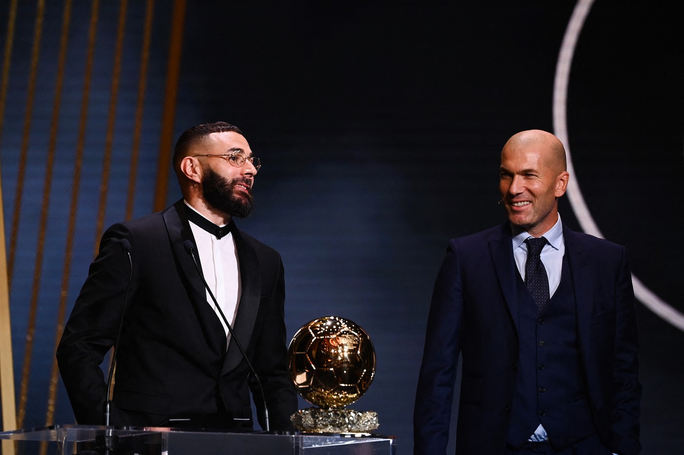 Karim Benzema, gata să meargă lângă Zinedine Zidane