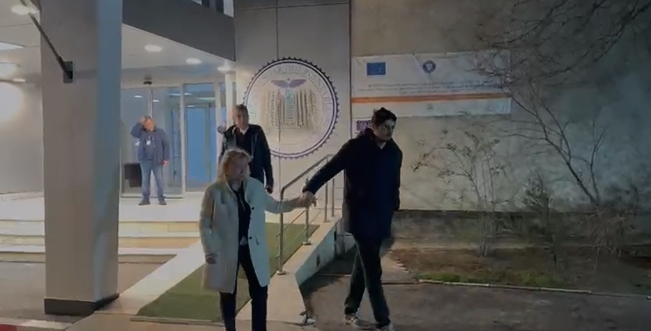 La miezul nopții, Răzvan Lucescu a ajuns la spitalul în care este internat Mircea Lucescu! Ce a spus după ce și a văzut tatăl