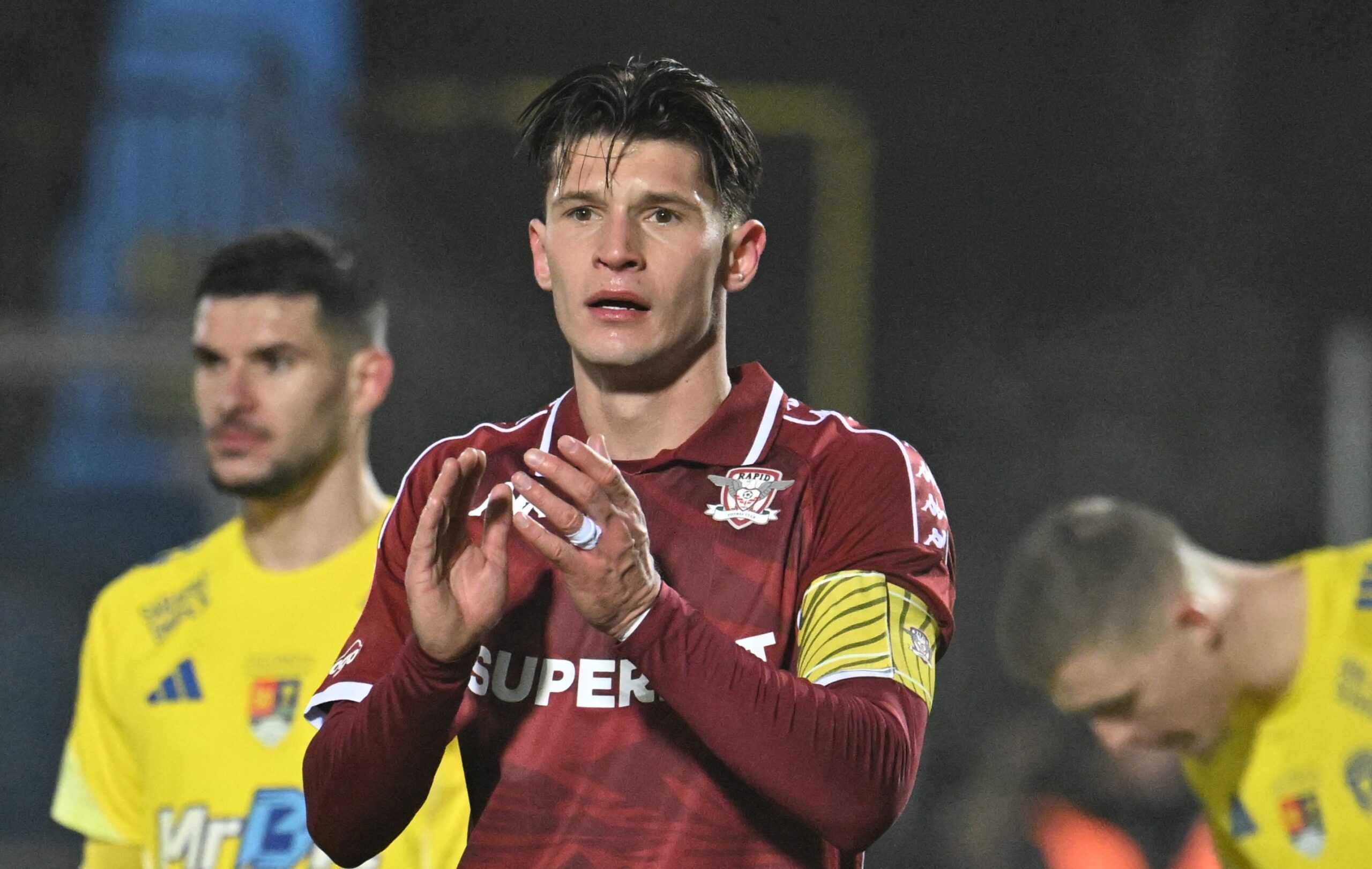 Mama lui Alex Dobre a răbufnit: ”Iuda! Arată exact cât valorează”