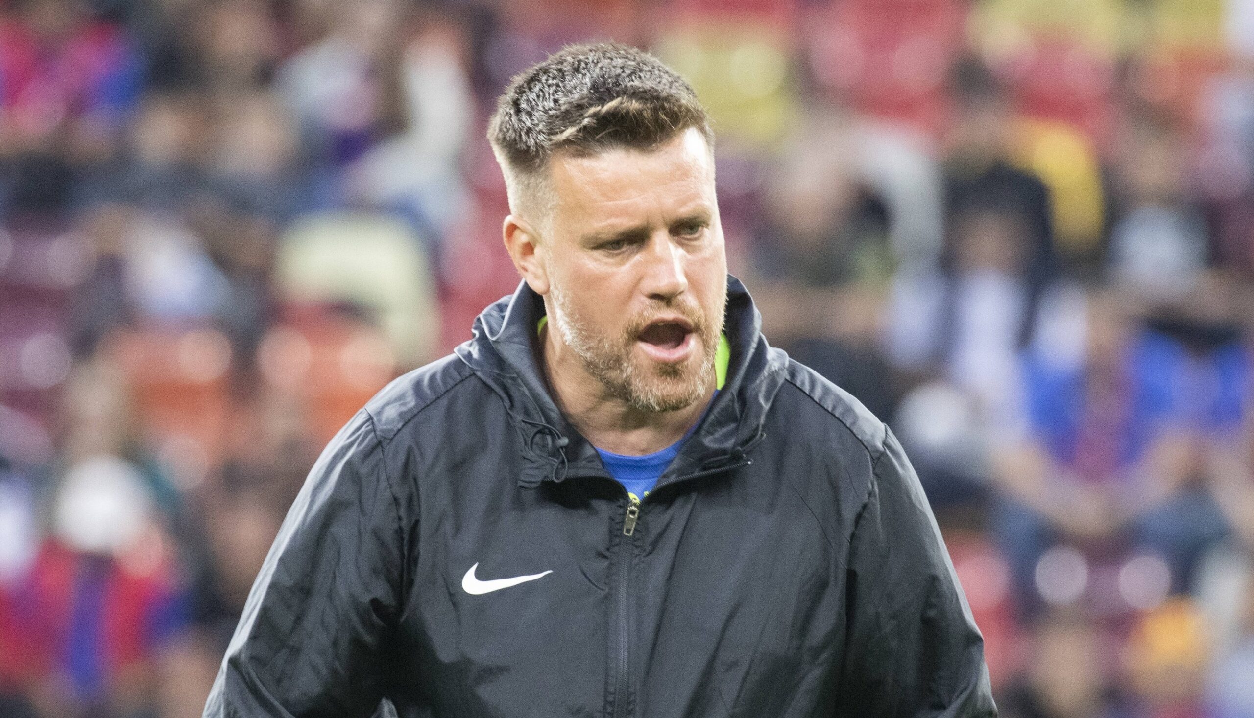 Mihai Pintilii, ofertat